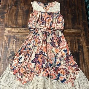 Size S boho asymmetrical lace bottom dress